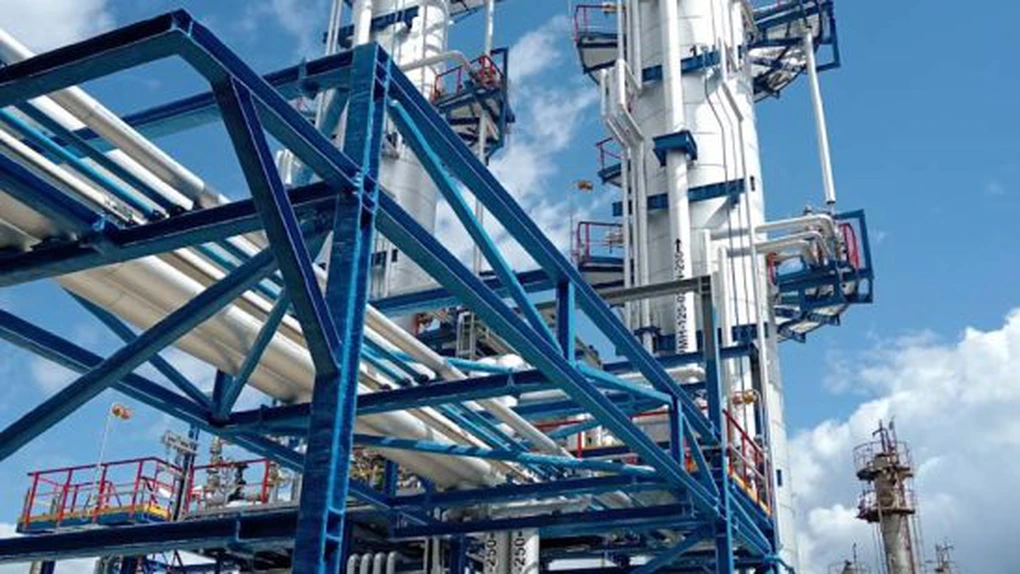 Reactoare de ultimă generație instalate în rafinăria Petromidia