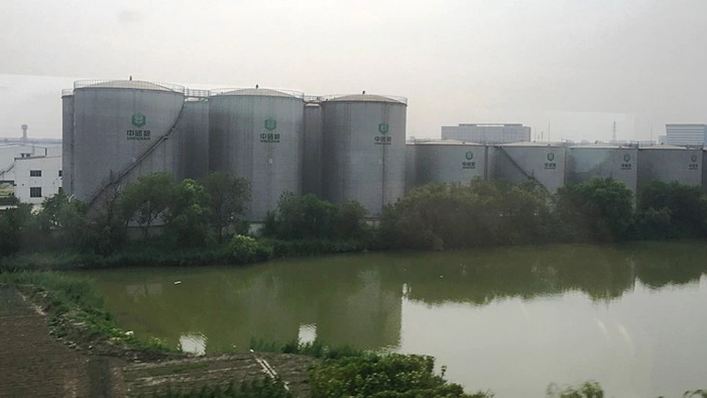 Autoritățile chineze vor ancheta dacă societatea de stat Sinograin a transportat ulei alimentar folosind tancurile petroliere
