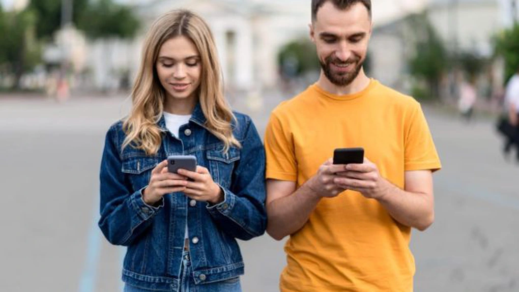 Evoluția pieței de telefoane inteligente: inovația tehnologică la vârful performanței (P)