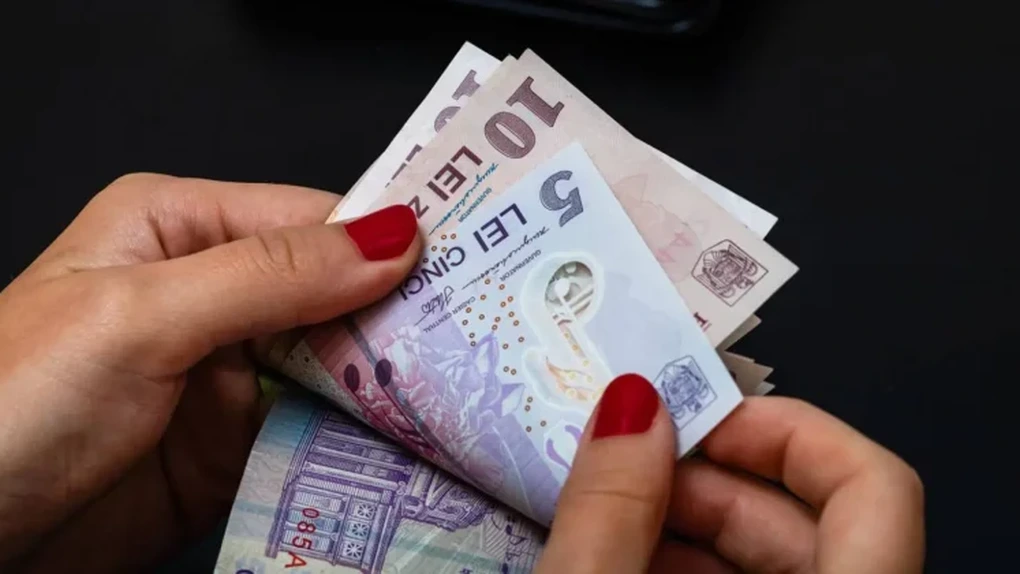 Depozitarul Central va distribui, de luni, sumele de bani aferente Cuponului 3 pentru titlurile de stat emise în cadrul Programului Fidelis