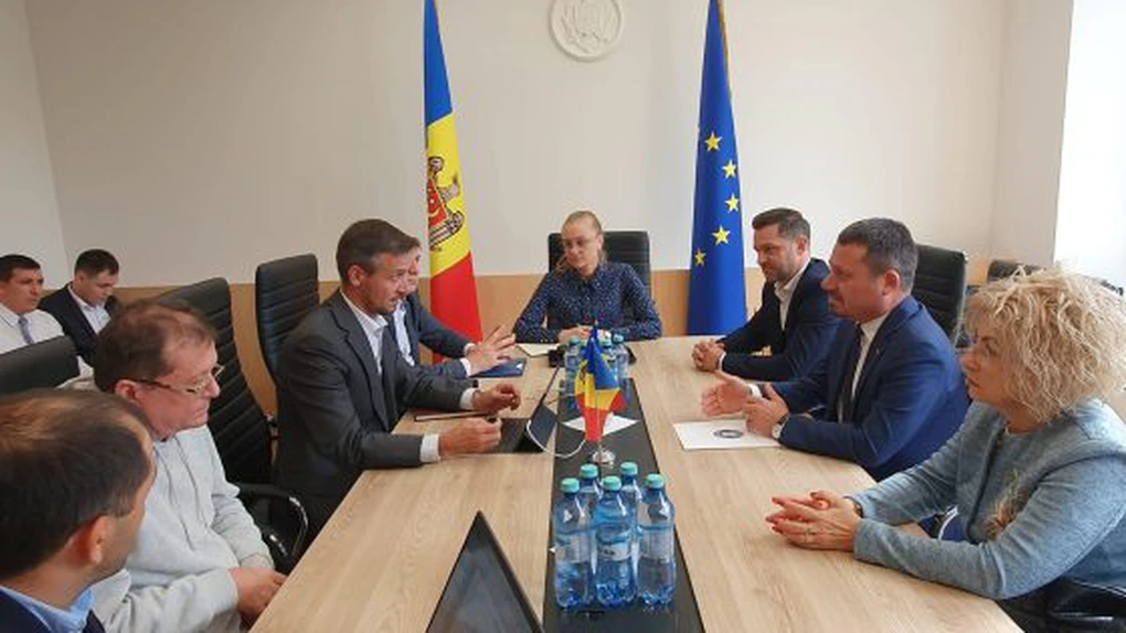 Interzicerea accesului primarului Chișinăului și altor doi cetățeni moldoveni în România luată pentru siguranța națională