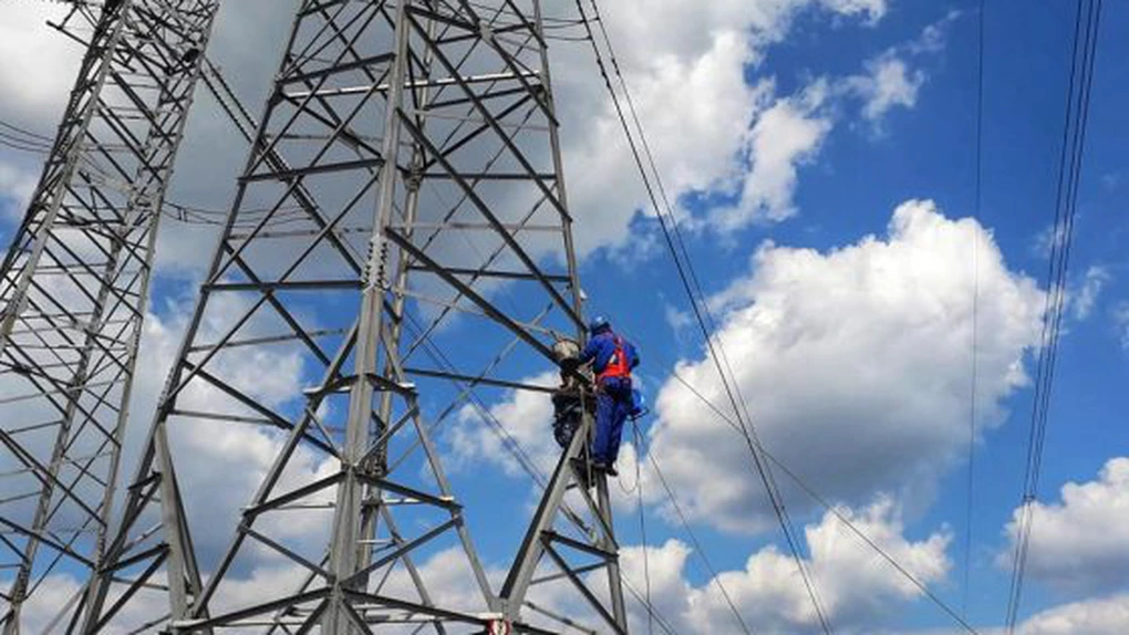 Salariații Transelectrica, operatorul rețelei electrice naționale, intră în grevă
