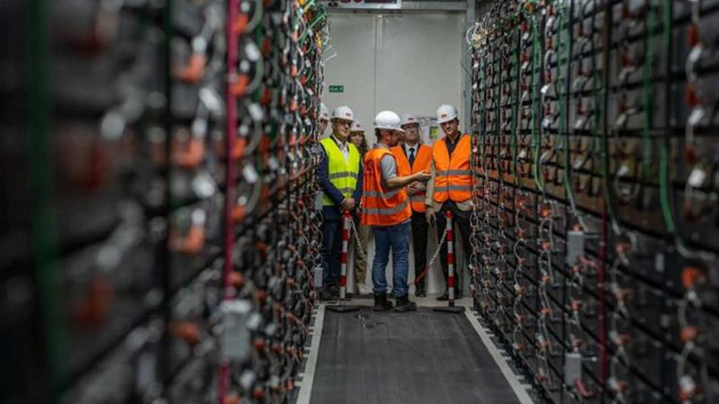 Capacitatea bateriilor de stocare a energiei din România se apropie de pragul de 400 MWh. Cât ne trebuie