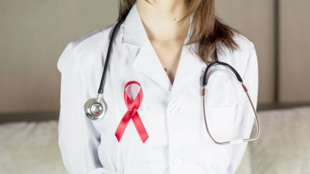 Peste 10.000 de candidaţi susţin astăzi examenul de intrare în Rezidenţiat