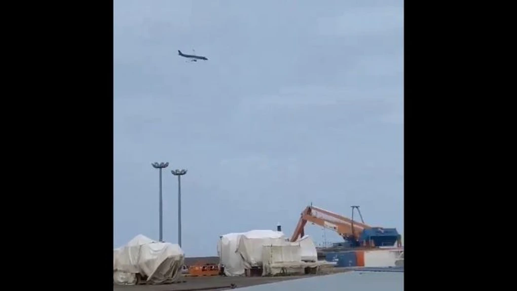 Update 2: Au fost confirmați 38 de morți în urma tragediei. Azerbaijanul a declarat pentru joi zi de doliu național. Un avion de pasageri s-a prăbușit în Kazahstan