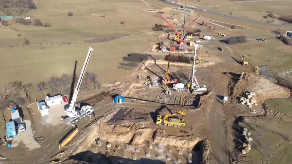 Autostrada A1 Sibiu - Pitești: 50% din piloții viaductului de la Boița au fost forați