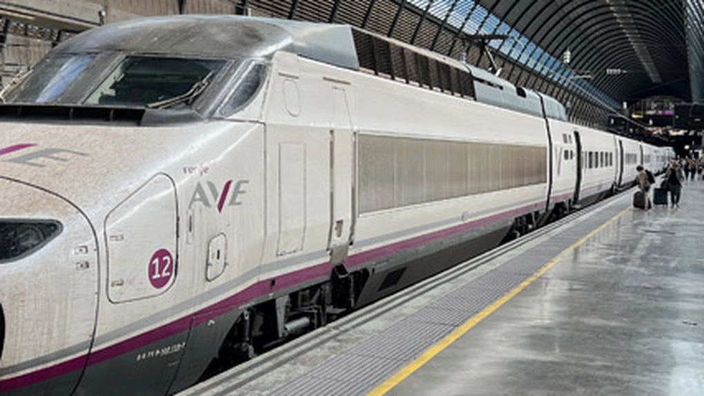 Un consorţiu spaniol achiziţionează 29,7% din producătorul trenurilor de mare viteză AVE