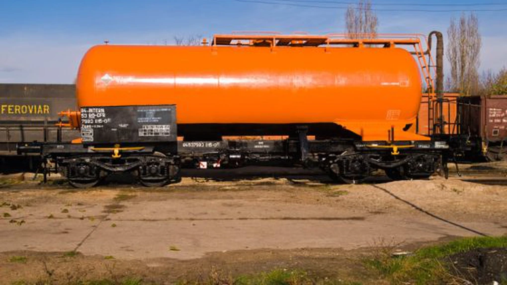 Transferoviar Grup cumpără prin leasing o locomotivă și 37 vagoane de marfă