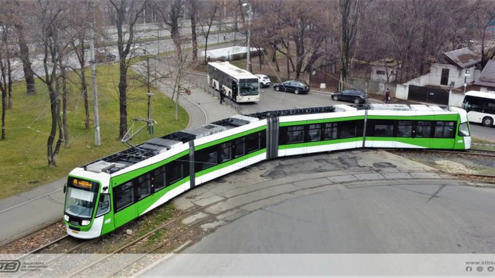 Haos în Bucureşti. Linia 41 este blocată din cauza unui tramvai defect