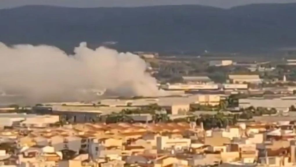 Peste 160.000 de persoane din provincia spaniolă Catalonia, blocate în case din cauza unui nor toxic de clor