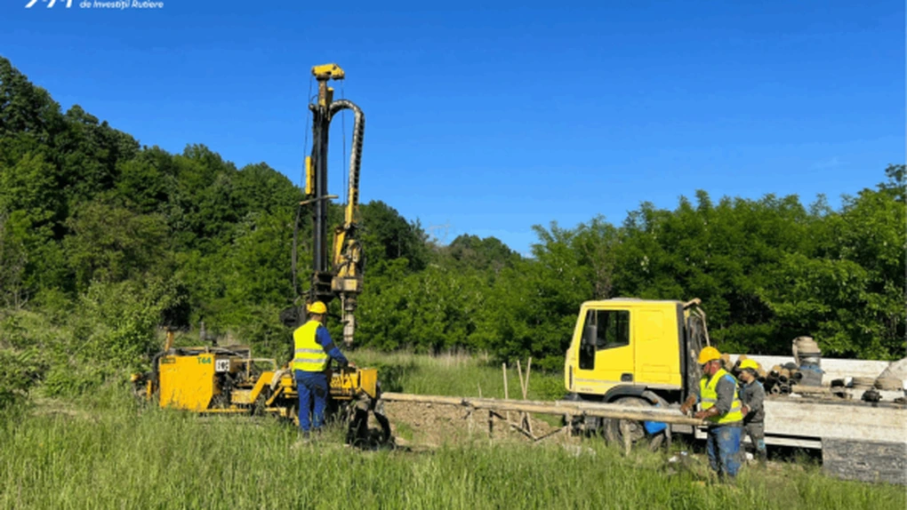 Autostrada A13 Brașov – Bacău: Au fost realizate 30% din forajele necesare studiului geotehnic