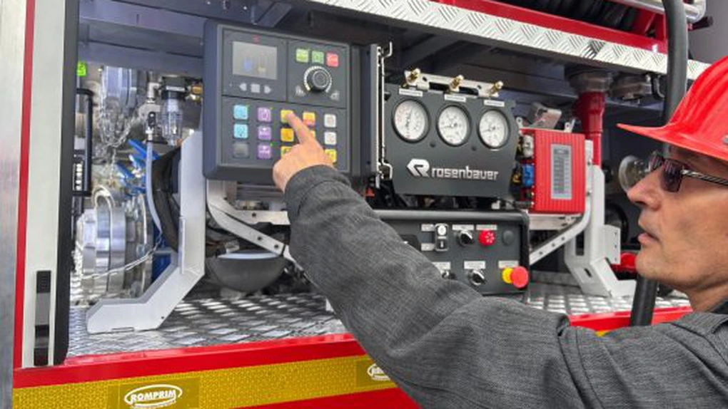 FOTO: Cum arată autospeciala ROMPRIM pentru stins incendii, unică în România