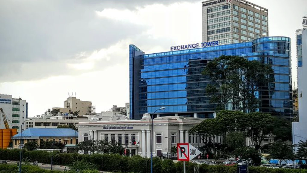 Vietnamul va înființa un centru financiar internațional, care va atrage fluxuri masive de capital. Planurile includ liberalizarea cursului de schimb și dezvoltarea pieţei de capital