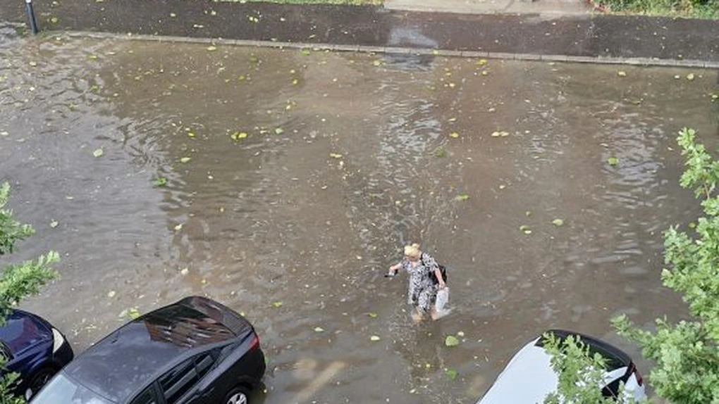 Paradox românesc. Suntem speriați de dezastre , dar nu facem mare lucru. Soluția ca să te asiguri că nu ajungi în stradă în caz de dezastru