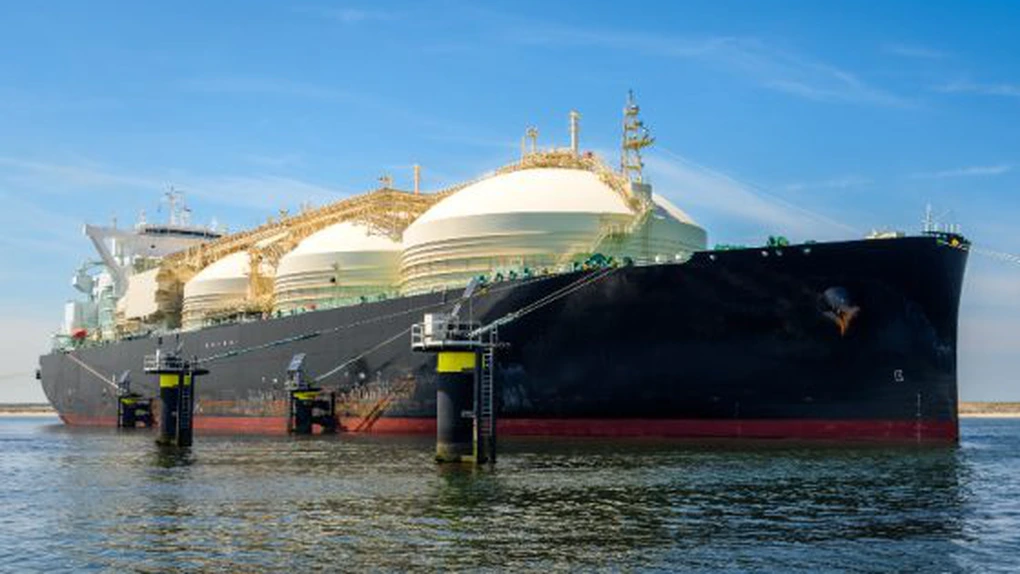 Aglomeraţie mare la terminalele plutitoare de gaze lichefiate din Germania. Vecinii nemţilor profită de graba cu care Berlinul a construit instalaţiile