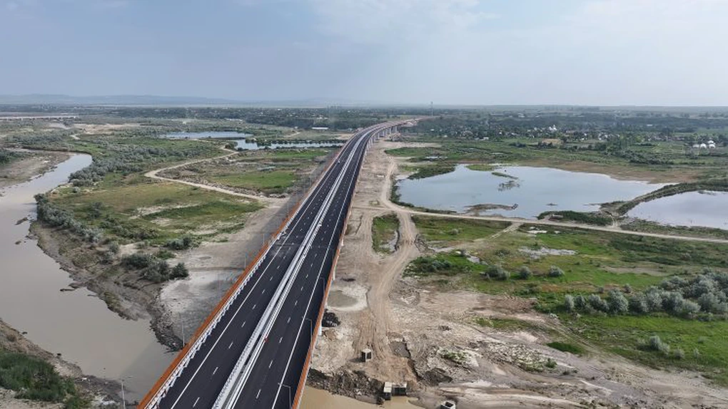 VIDEO Autostrada Moldovei A7: S-a deschis circulația pe Podul peste râul Buzău UPDATE