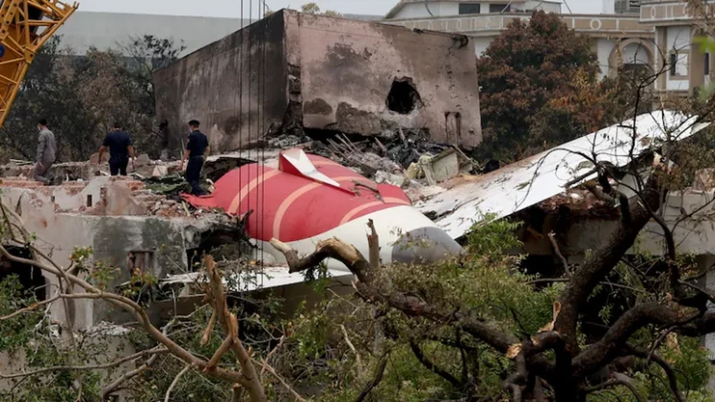 De ce s-a păbușit Boeingul 787 Dreamliner al Air India – motoarele nu au mai primit combustibil