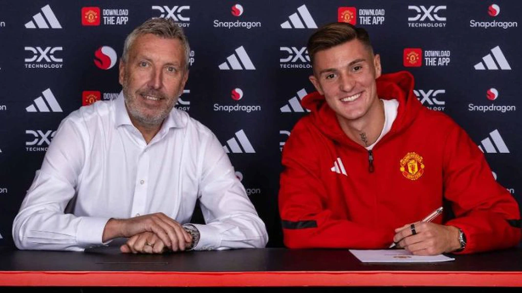 Manchester United l-a transferat pe atacantul sloven Benjamin Sesko de la clubul german RB Leipzig, pentru suma de 85 de milioane de euro