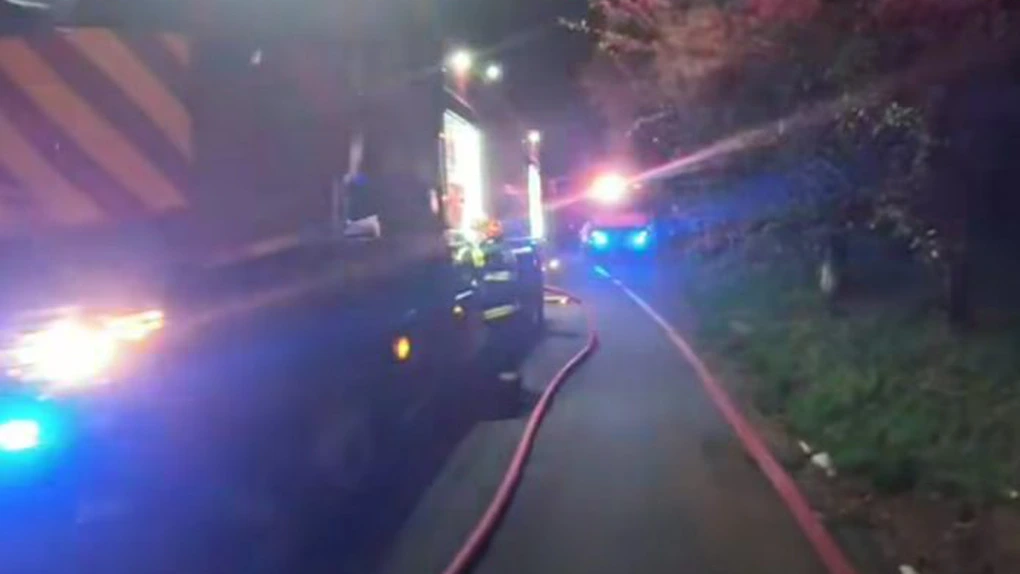 Un incendiu a izbucnit la Uzina Mecanică Cugir în această noapte. Focul a fost stins după șapte ore