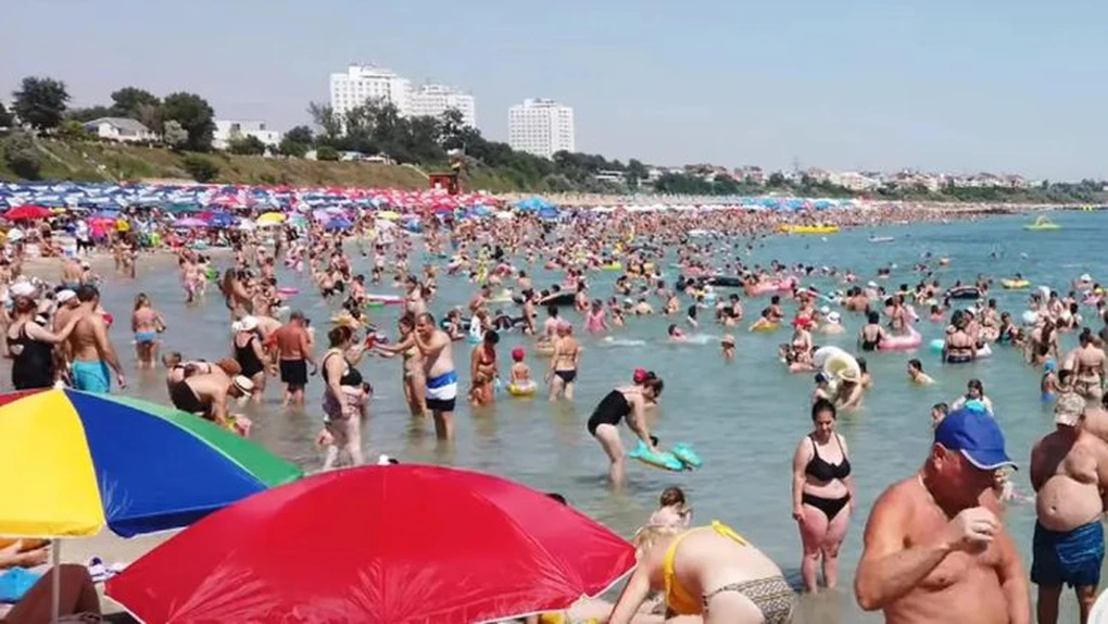 FPTR: Minivacanța de Sfânta Maria aduce turismul românesc la capacitate maximă. Peste 90% grad de ocupare, ambuteiaje pe drumurile naționale și transport feroviar insuficient