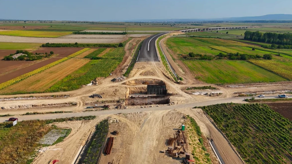 VIDEO Autostrada A7 Focșani – Bacău: Imagini dezolante cu șantiere abandonate de muncitorii UMB