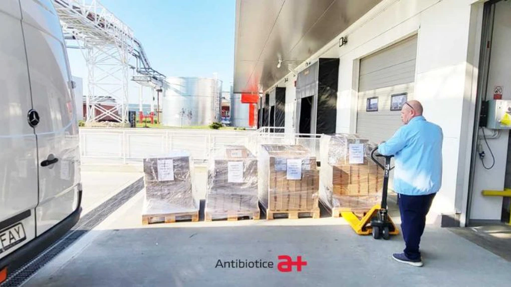 Medicamente gratuite pentru românii afectați de inundații. Antibiotice Iași, donație în valoare de 250.000 de lei