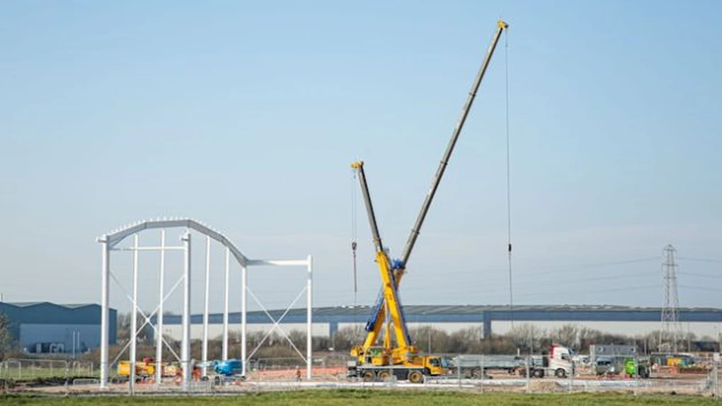 Ce fabrici-gigant se află acum în construcție în România