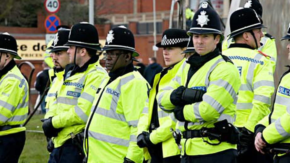 Marea Britanie - Lege nouă, e obligatoriu. Anunţ important pentru toţi românii din Regatul Unit