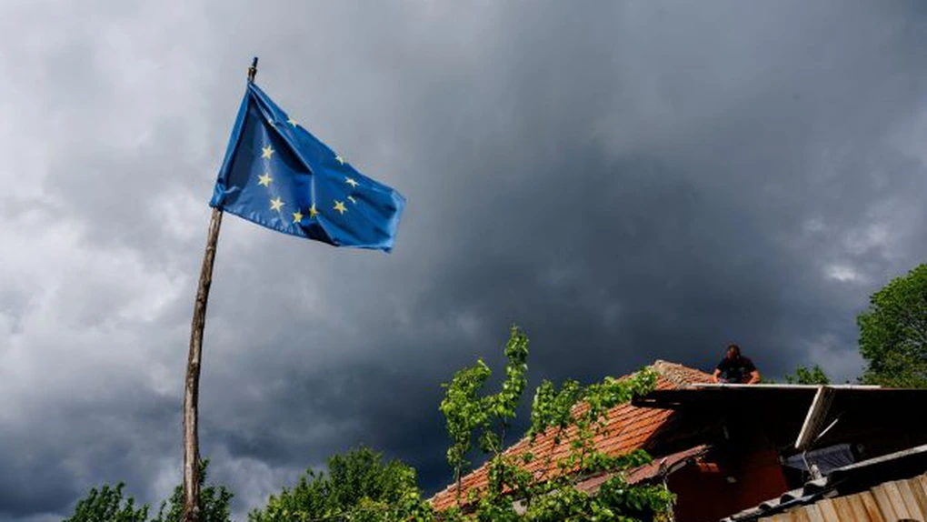 Rușine națională: România vrea să devină hub energetic regional, dar 5.000 de case din țară nu au încă acces la energie electrică. Lista cu eșecurile Guvernului