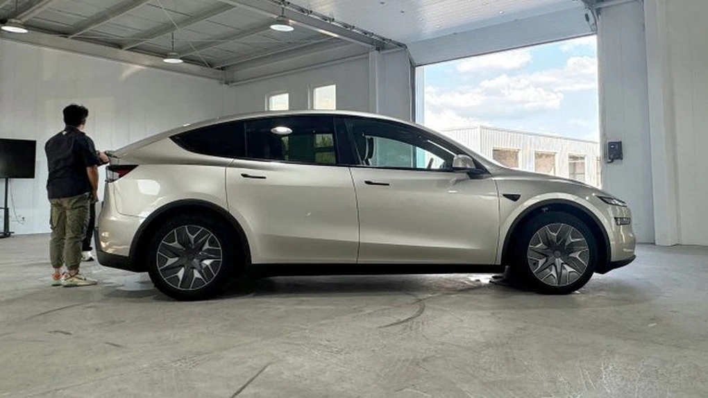 Vânzările de mașini Tesla în trimestrul trei au depășit așteptările, în ciuda scăderii livrărilor din Europa