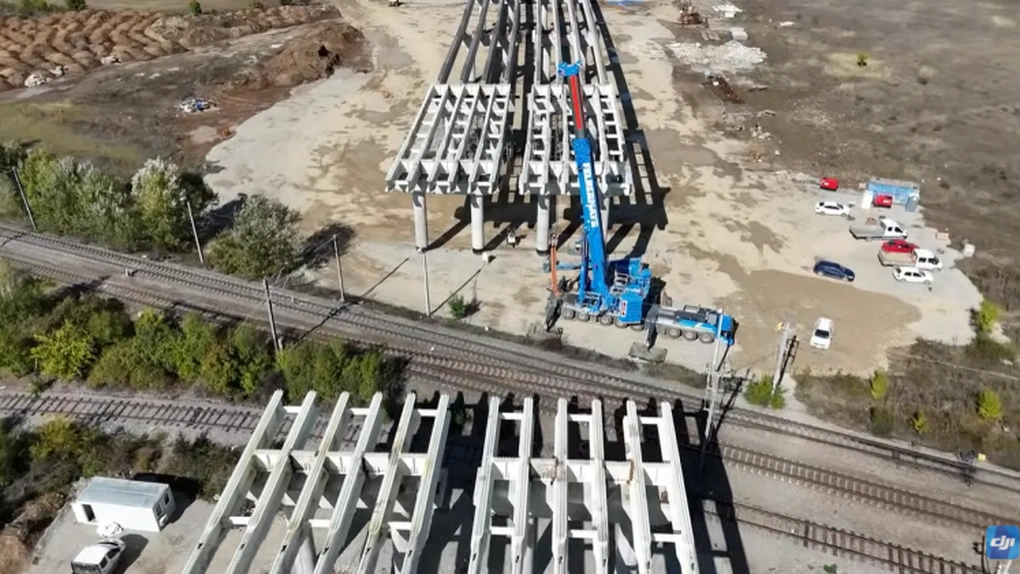 Autostrada Bucureștiului A0: Se montează tablierul metalic la pasajul peste calea ferată București - Constanța