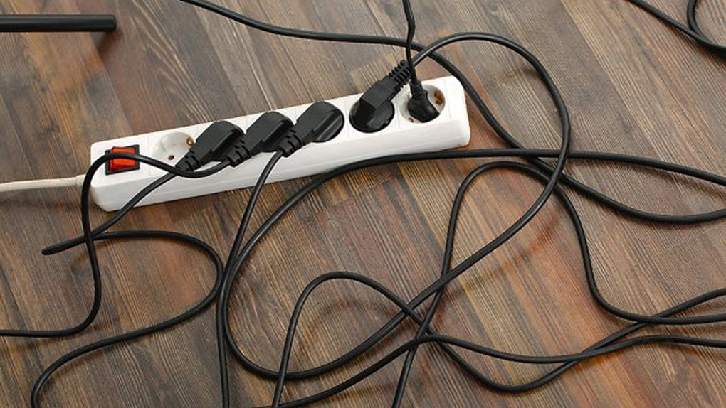 Anunţ oficial de la Guvern despre preţul energiei electrice - Cât va costa 1 KWh