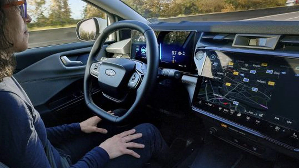 Ford Craiova va începe producţia la prima maşină de serie cu sistem de deplasare autonomă de nivel 2+ asamblată vreodată în România