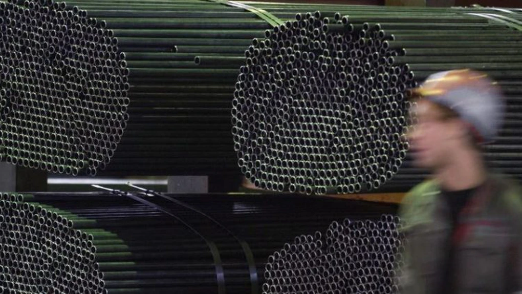 Rinat Akhmetov, unul dintre cei mai bogaţi oameni din Ucraina, a finalizat achiziţia companiei fabricii de țevi a ArcelorMittal din Iași. Produsele fabricii vor reconstrui infrastructura și industria Ucrainei