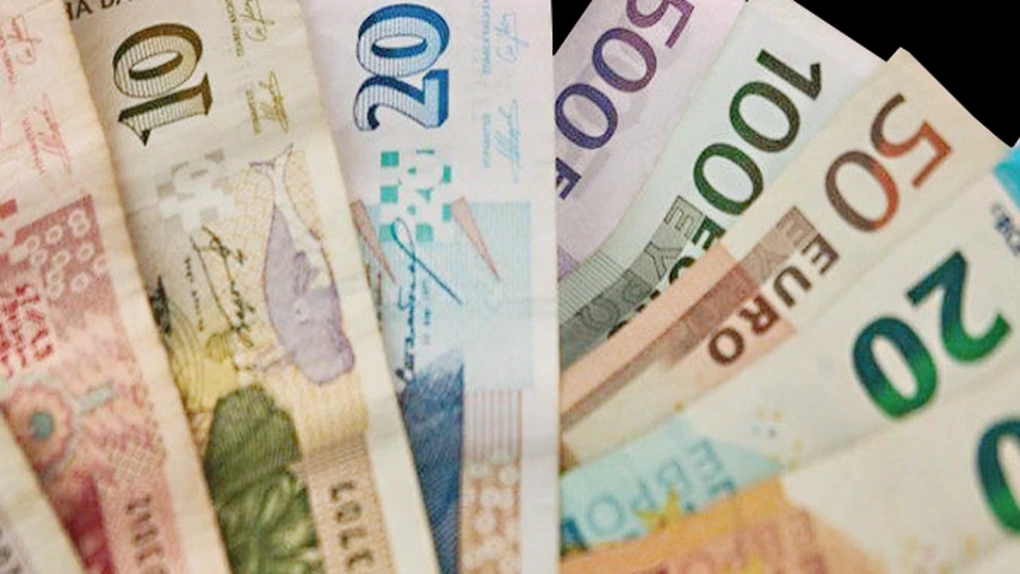 Trecerea le euro a Bulgariei produce noi pierderi: bulgarii stau la cozi să schimbe leva în euro la cursuri valutare dezavantajoase. De ce se îngrămădesc la casele de schimb, deși după 1 ianuarie cursul e mai bun?