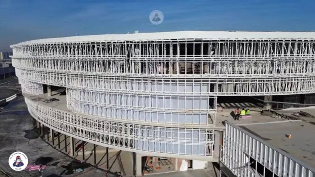 VIDEO „Colosseumul” României: Cum arată lucrările la cea mai mare sală polivalentă din țară, construită la Brașov