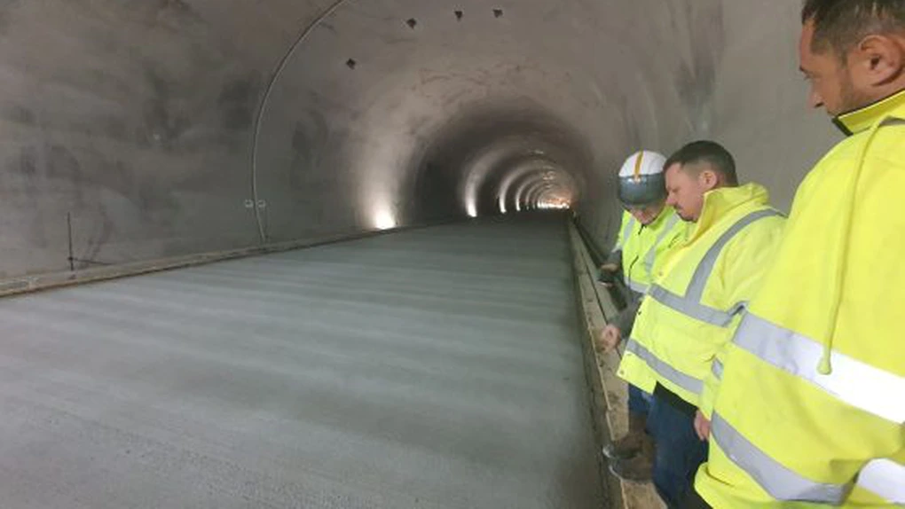 S-a turnat betonul pe primul tunel de autostradă din România, pe tronsonul Tigveni-Curtea de Argeș din A1 FOTO, VIDEO
