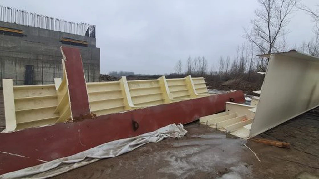 Autostrada Unirii A8: Sosește în șantier tablierul metalic pentru podul de la Ungheni, primul construit peste Prut după 60 de ani FOTO