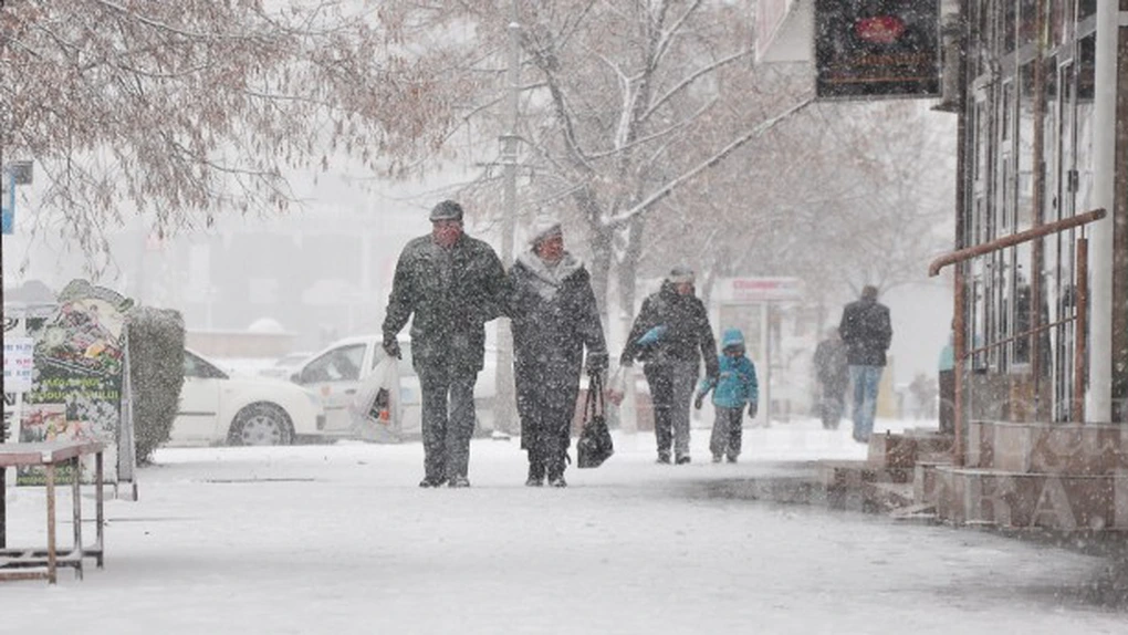 ANM: Cod galben de ger și temperaturi deosebit de scăzute în aproape toată țara, până miercuri dimineață