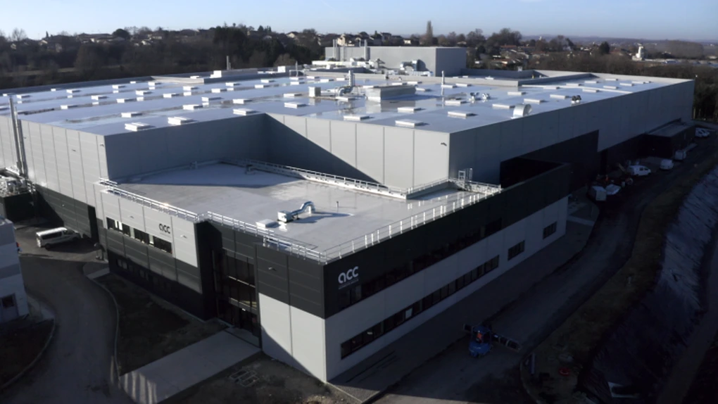Compania AAC, la care acționari sunt Stellantis, Mercedes și Total, renunță definitiv la construirea a două fabricii de baterii pentru mașini electrice în Italia și Germania