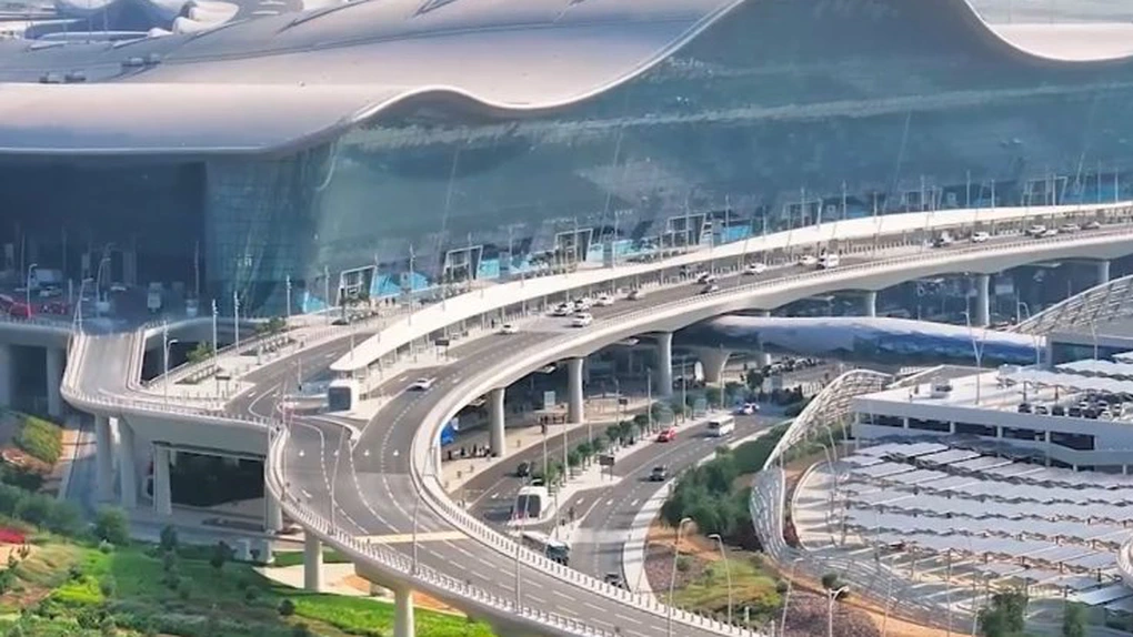 Primele zboruri reluate de pe aeroportul din Abu Dhabi