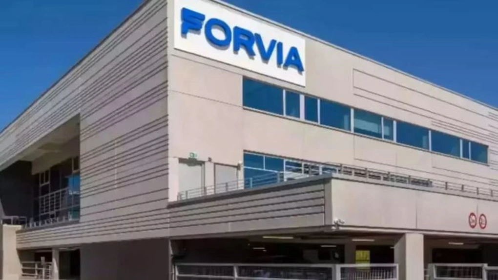Forvia, grup cu o prezență importantă în România, vinde divizia Interiors evaluată la 1,82 mld. euro