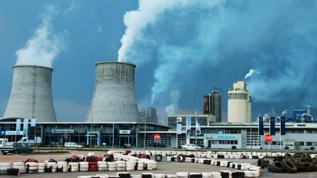 Închiderea Azomureș ar fi o catastrofă. Trebuie găsită o soluţie pentru salvarea combinatului - Sindicat