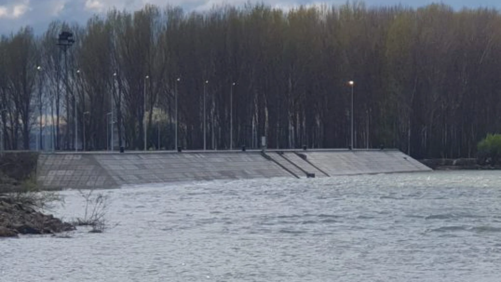 FOTO Au fost finalizate lucrările la încă un port din România