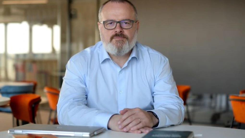 UCMS by AROBS lansează Pay Transparency Solutions, primul ecosistem integrat de software și consultanță din România pentru conformarea la Directiva salarială a UE