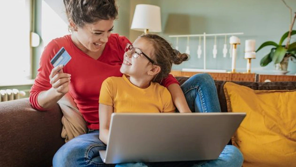 Bănci cu credite de nevoi personale 100% digitale în România