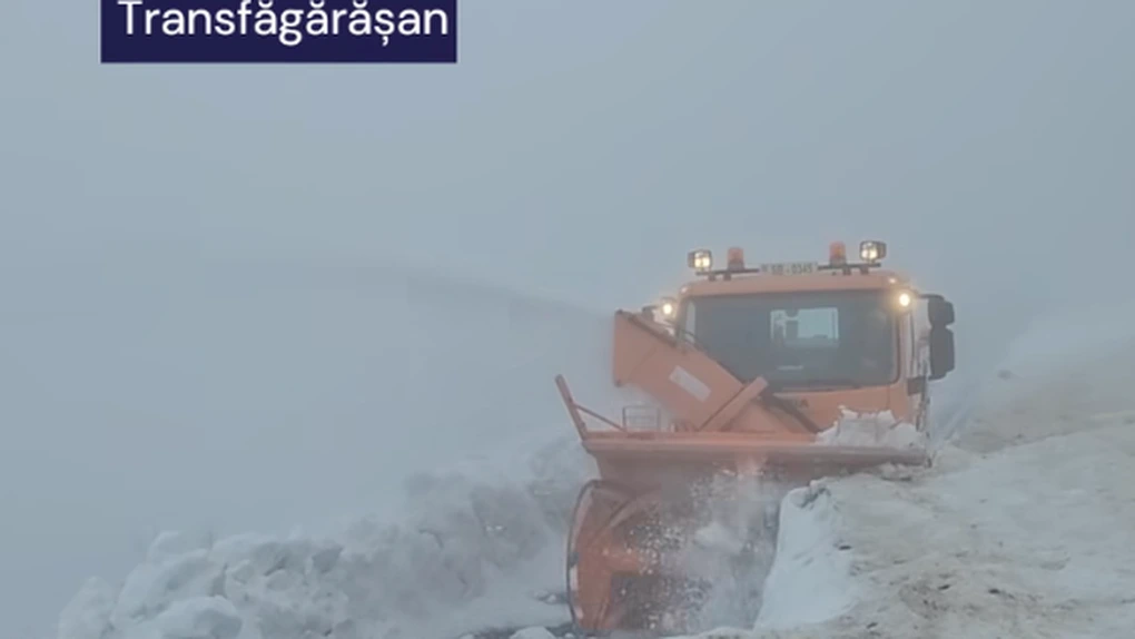 VIDEO Misiune imposibilă pe Transfăgărășan: Deschis în mai puțin de o lună, deși grosimea stratului de zăpadă depășește și cinci metri