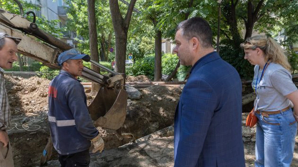Vizite inopinate ale primarului Ciucu la mai multe șantiere din București care înregistează întârzieri, unele și de un an. Ce spune că a găsit acolo