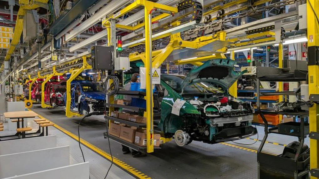 Renault, Volkswagen şi Stellantis cer împreună reglementări mai simple şi subvenţii pentru încurajarea producţiei de maşini 