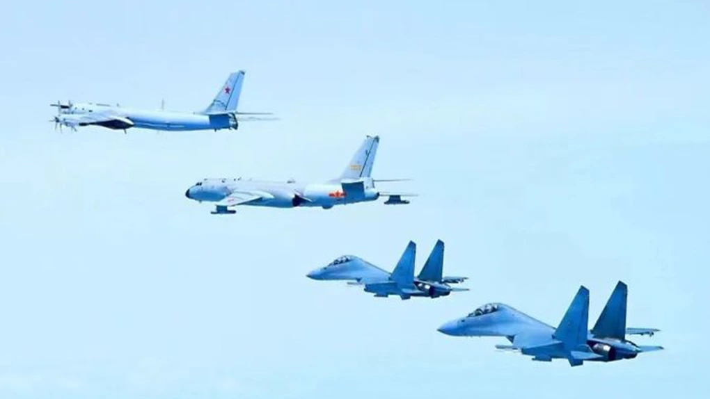 China a efectuat o patrulă aeriană comună cu Rusia în Marea Chinei de Est